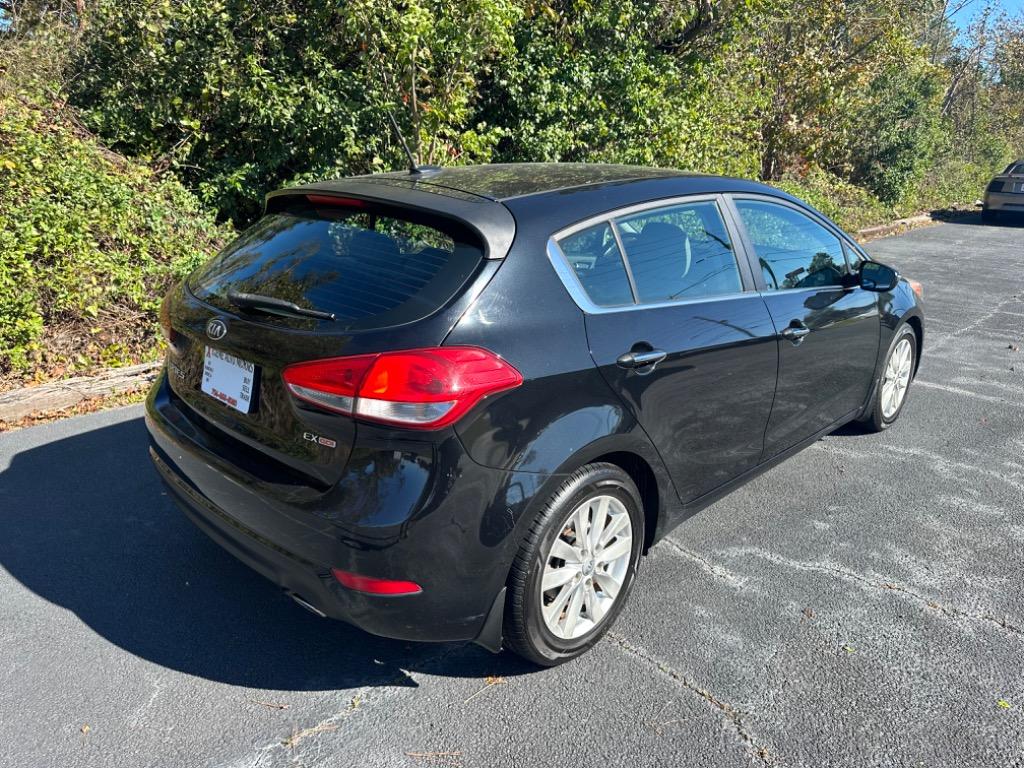 2015 Kia Forte - $9,375