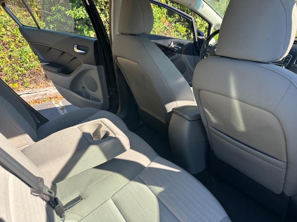 2015 Kia Forte - $9,375