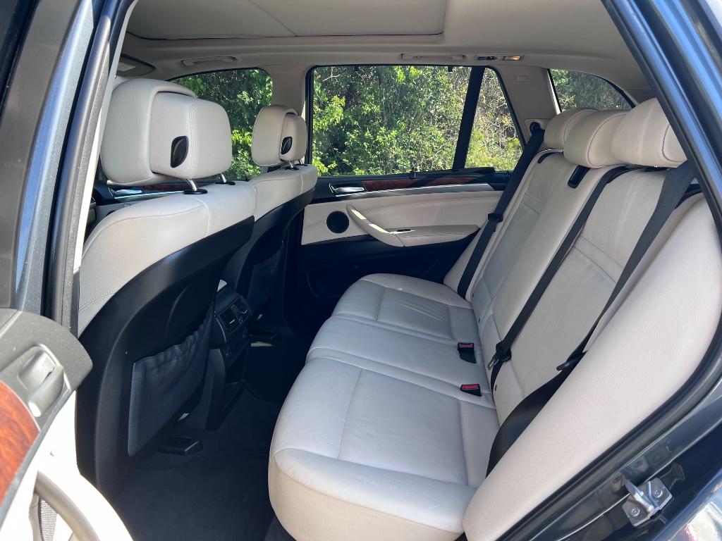 2012 BMW X5 xDrive35i photo