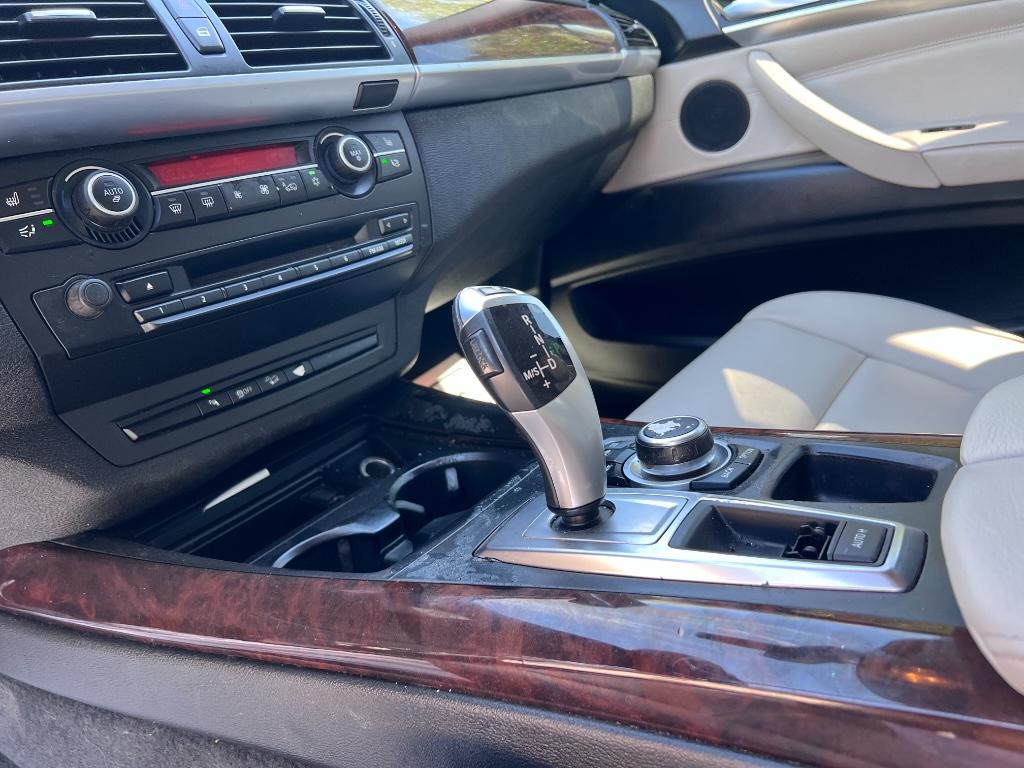 2012 BMW X5 xDrive35i photo