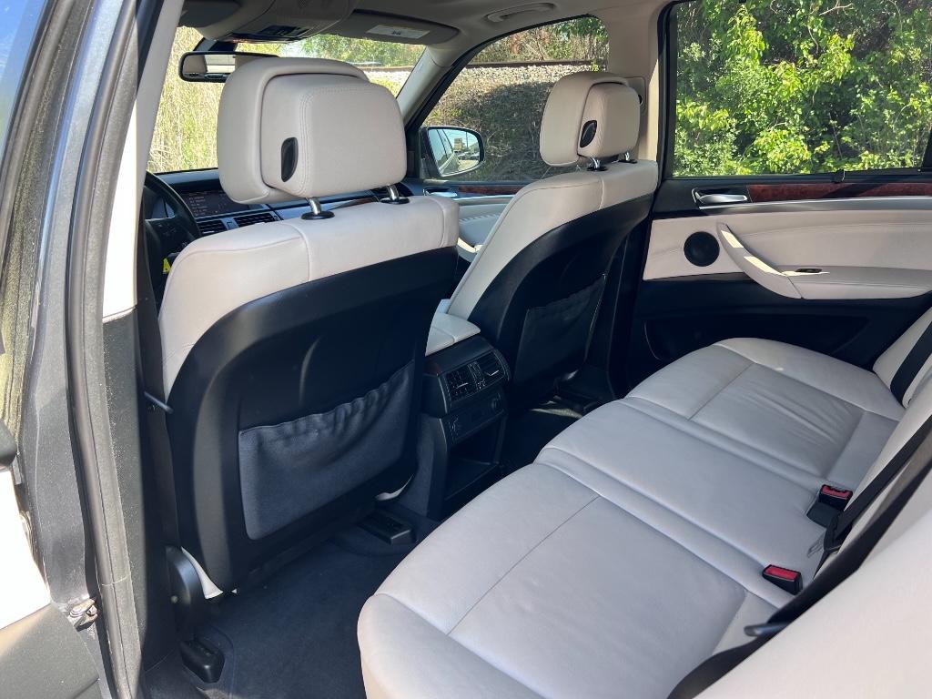 2012 BMW X5 xDrive35i photo