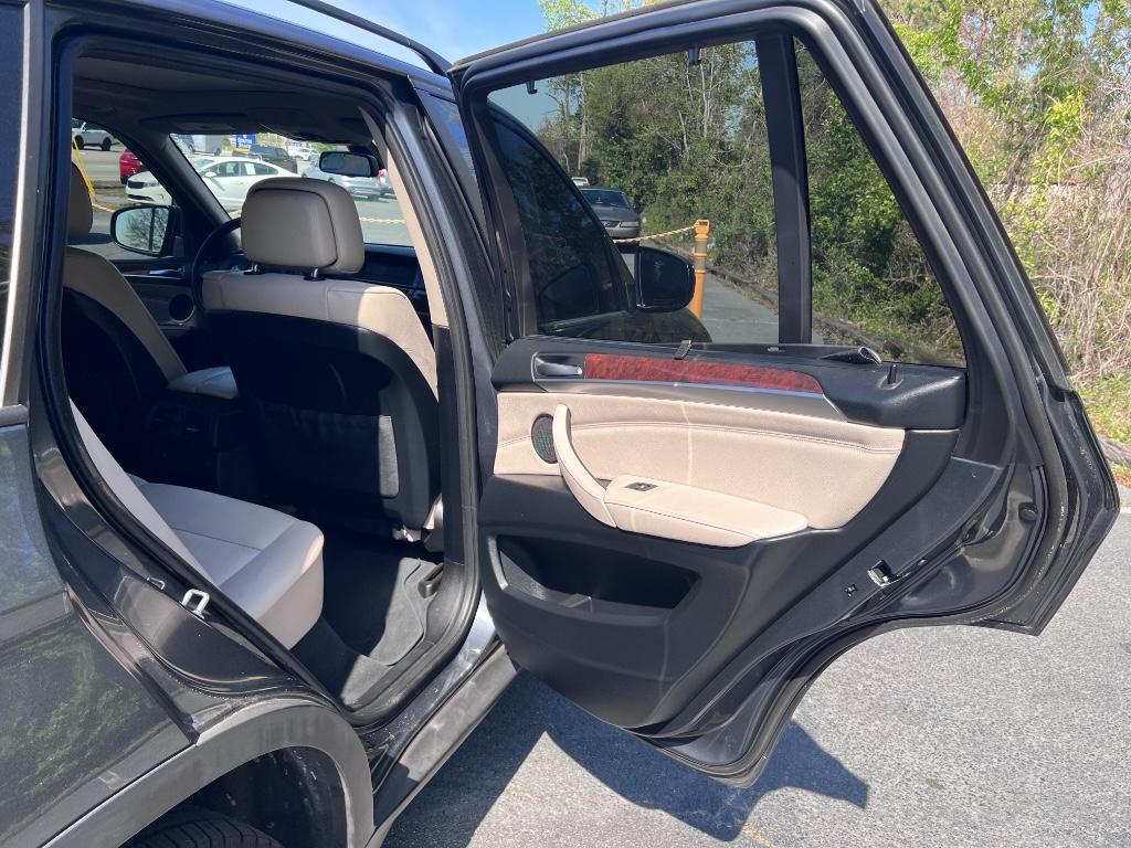 2012 BMW X5 xDrive35i photo