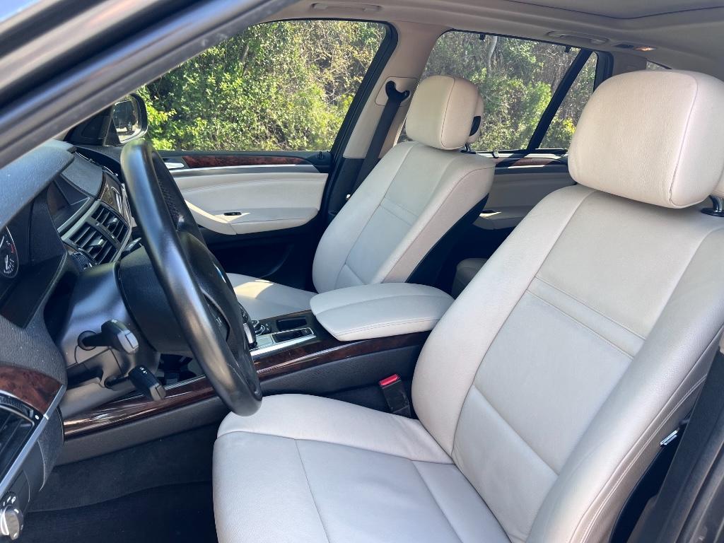 2012 BMW X5 xDrive35i photo