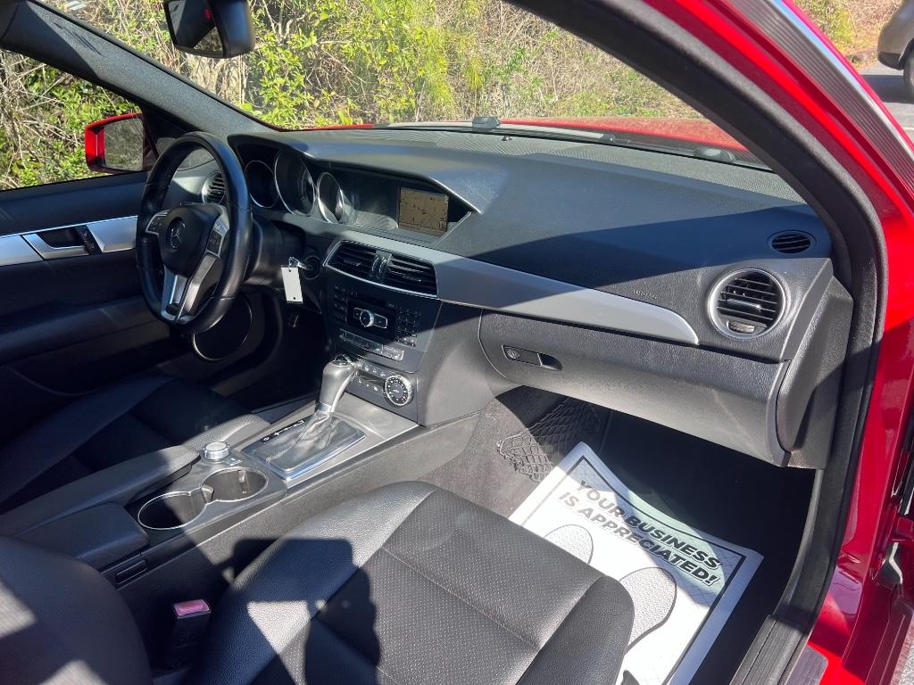 2014 Mercedes-Benz C-Class C300 4MATIC Luxury photo