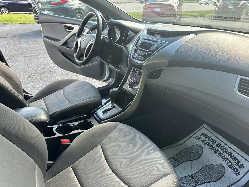 2013 Hyundai Elantra - $7,950