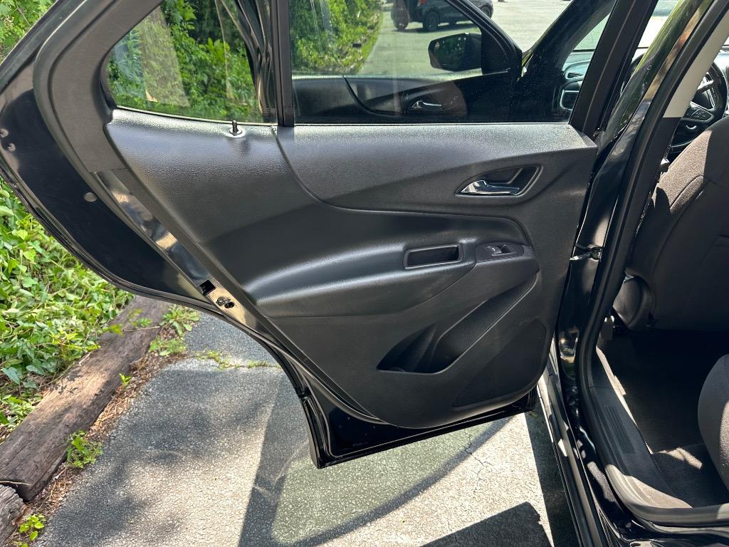 2018 Chevrolet Equinox LT photo