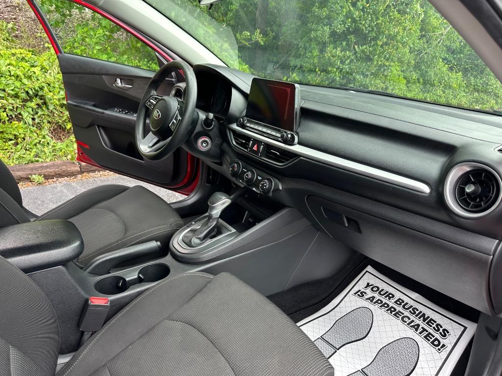 2021 Kia Forte LXS photo