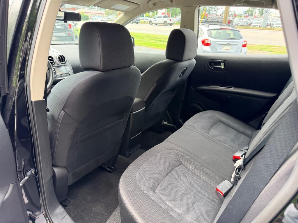2015 Nissan Rogue - $8,650