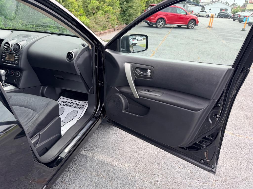 2015 Nissan Rogue - $8,650