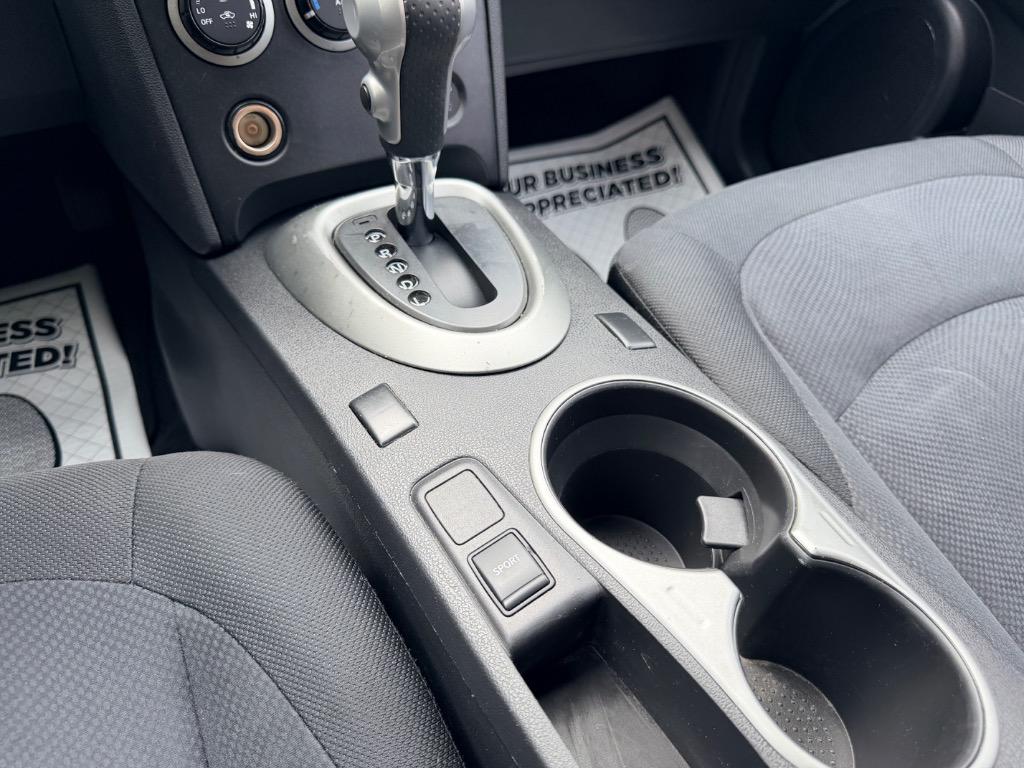 2015 Nissan Rogue - $8,650
