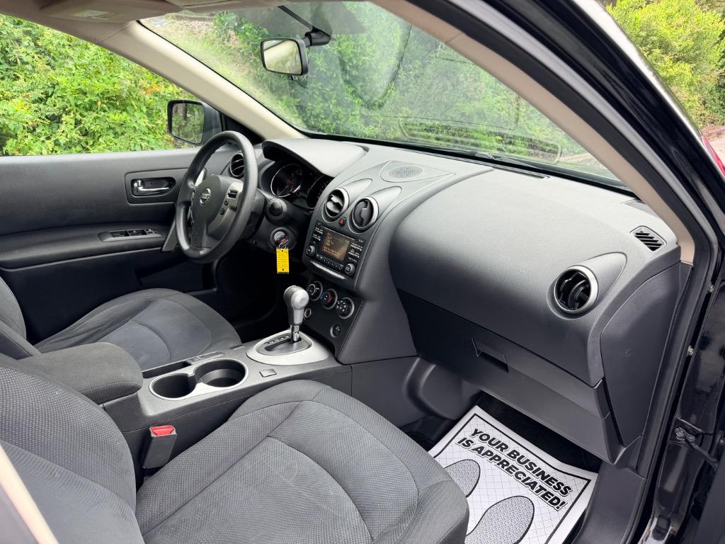 2015 Nissan Rogue - $8,650