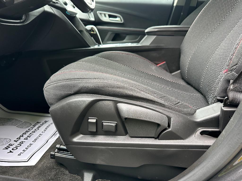 2015 Chevrolet Equinox - $9,475