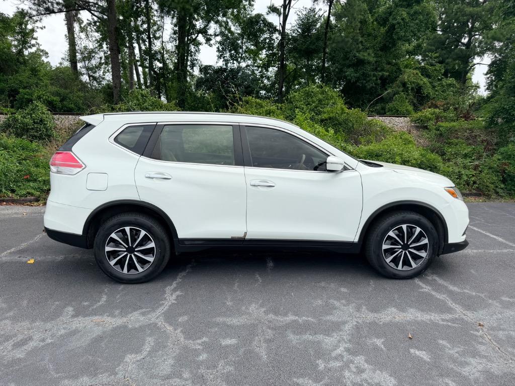 2015 Nissan Rogue - $9,950