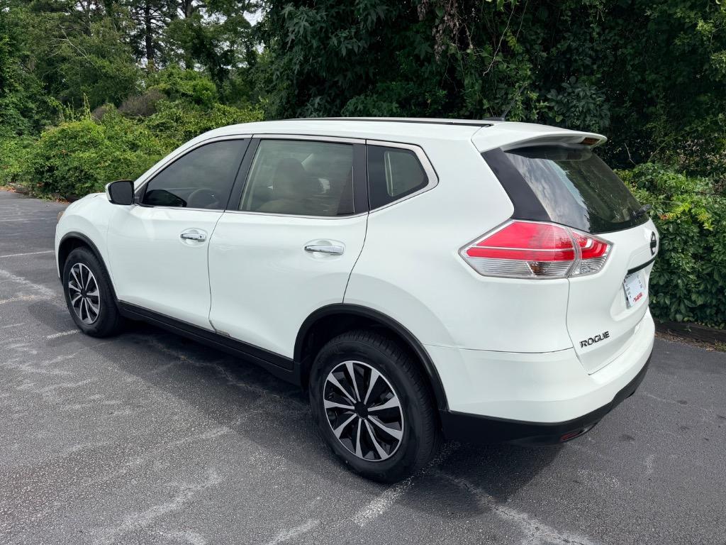 2015 Nissan Rogue - $9,950
