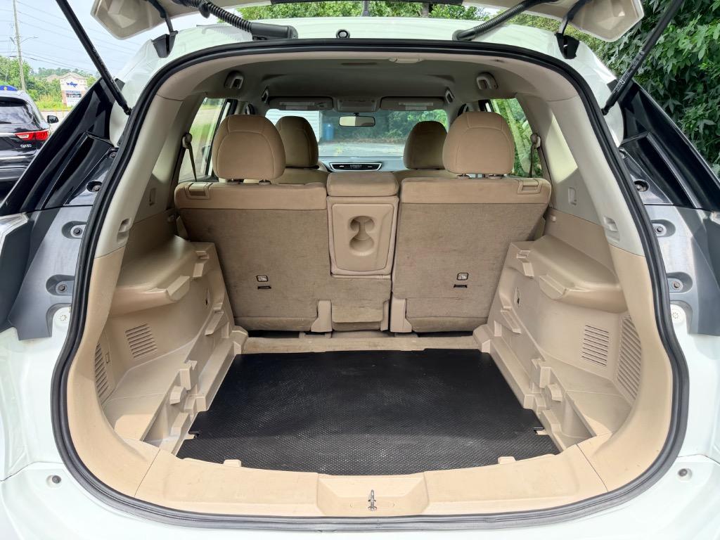 2015 Nissan Rogue - $9,950