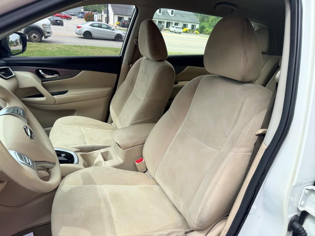 2015 Nissan Rogue - $9,950
