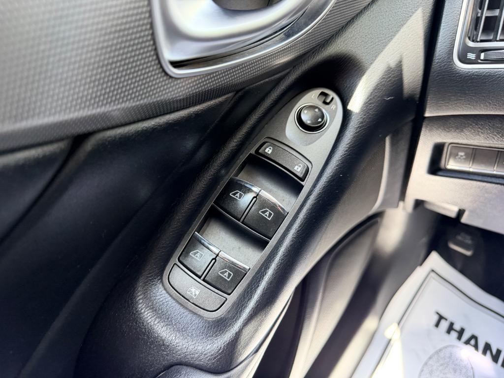 2015 INFINITI Q50 - $11,950
