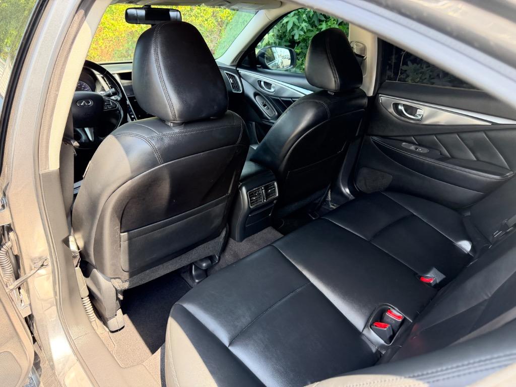 2015 INFINITI Q50 - $11,950