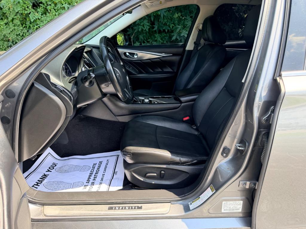 2015 INFINITI Q50 - $11,950