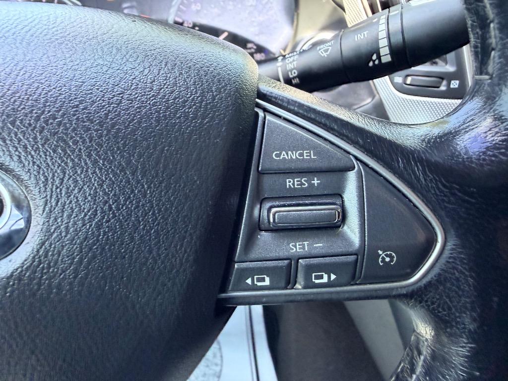 2015 INFINITI Q50 - $11,950