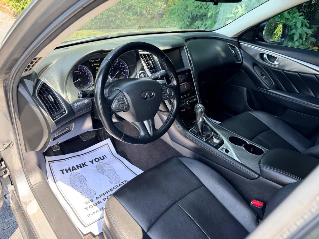 2015 INFINITI Q50 - $11,950