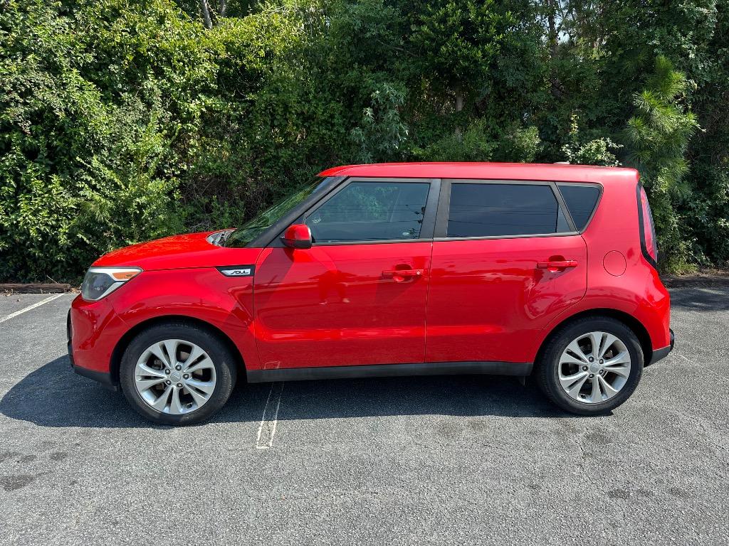 2016 Kia Soul - $11,400