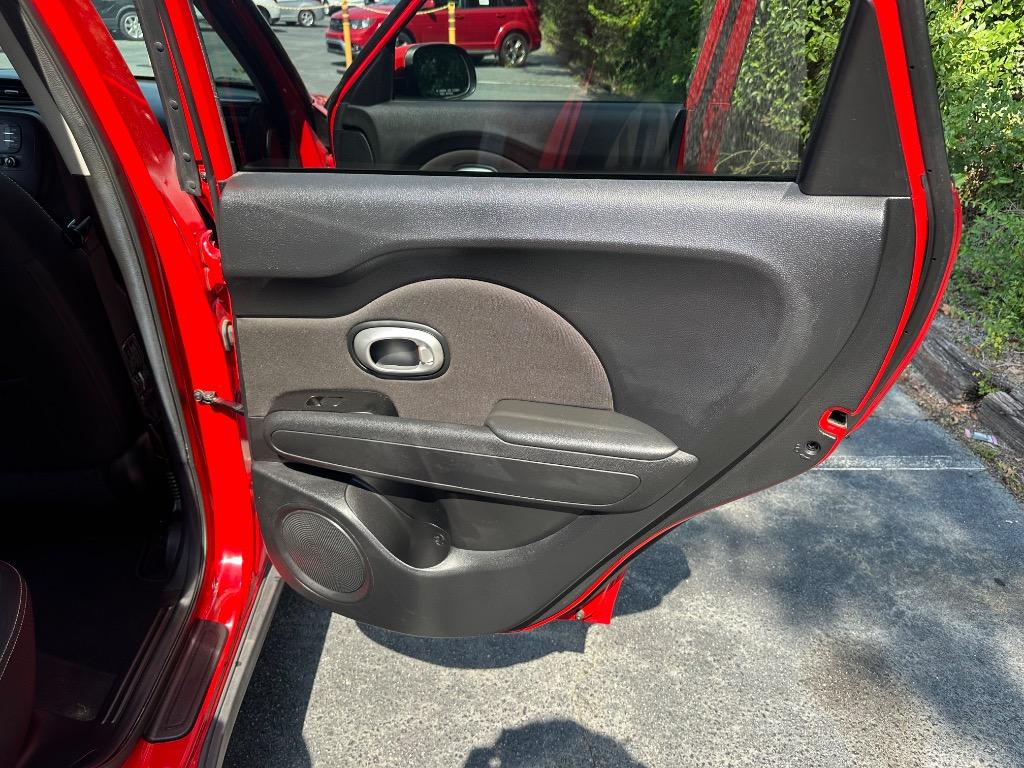 2016 Kia Soul - $11,400