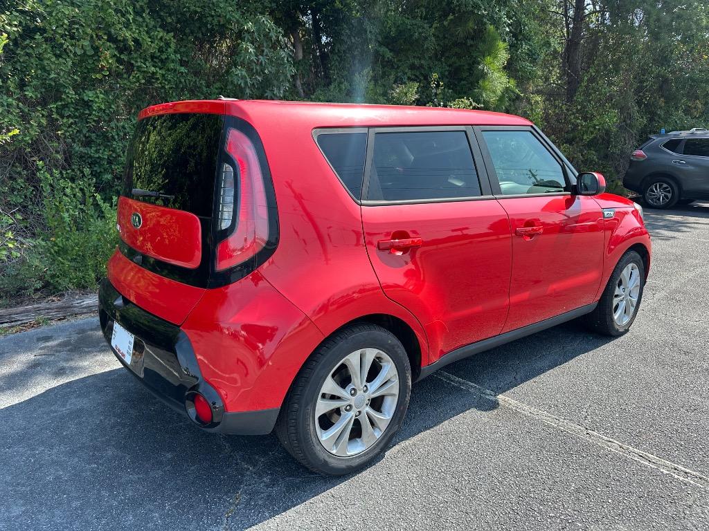 2016 Kia Soul - $11,400