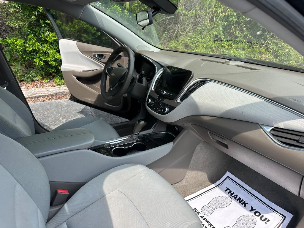 2019 Chevrolet Malibu - $12,950