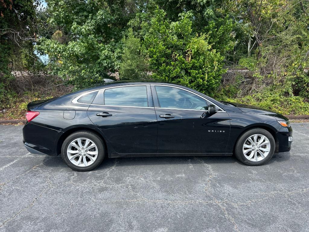2019 Chevrolet Malibu - $12,950