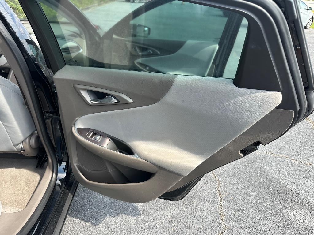 2019 Chevrolet Malibu - $12,950