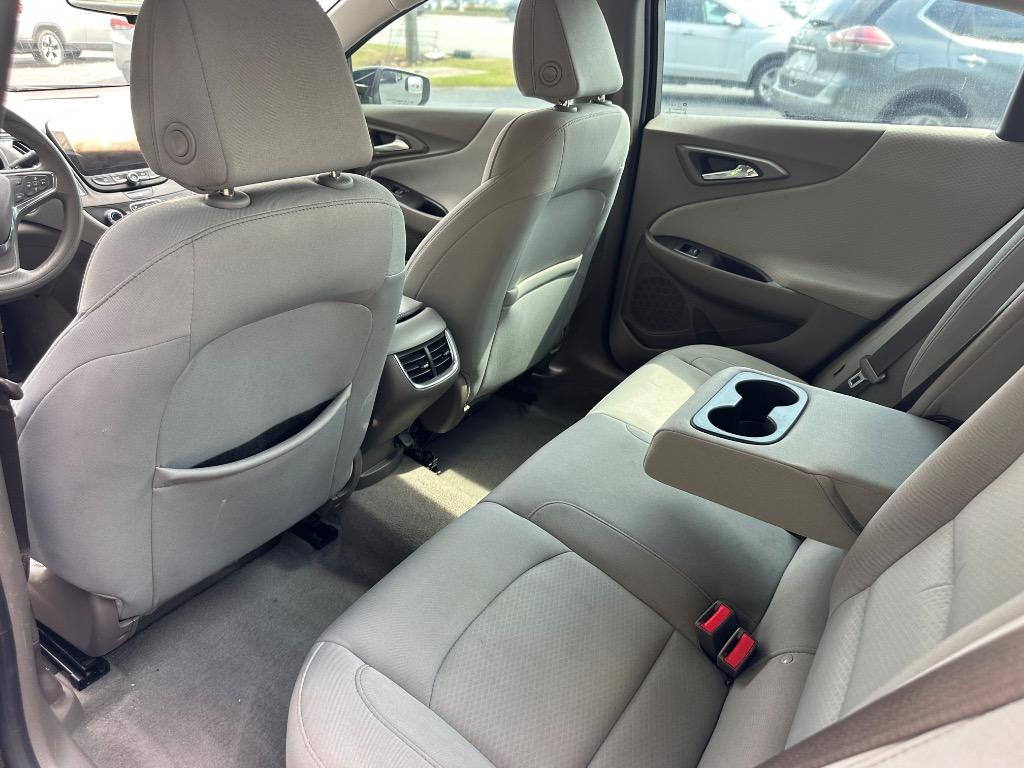 2019 Chevrolet Malibu - $12,950