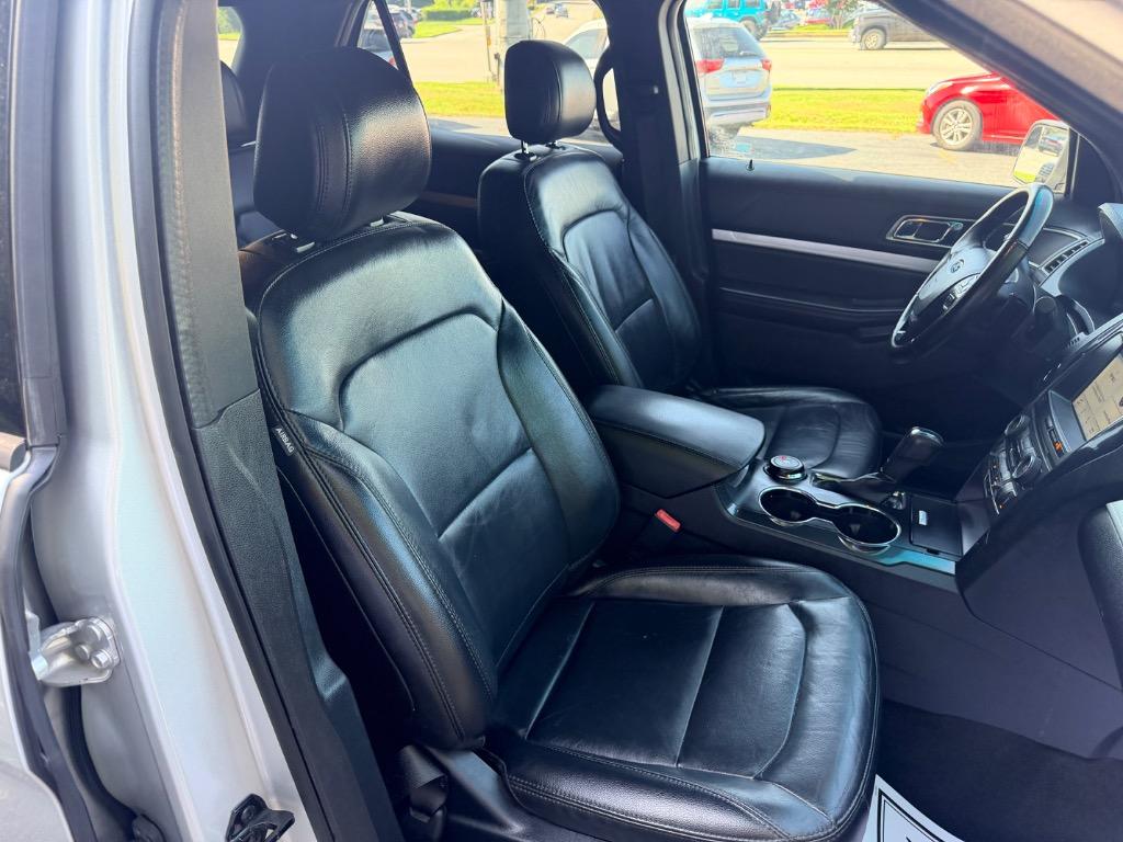 2017 Ford Explorer - $13,950