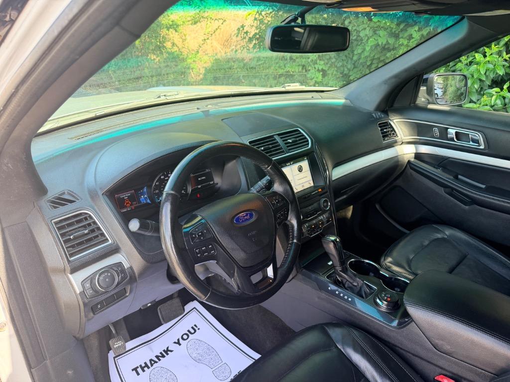 2017 Ford Explorer - $13,950
