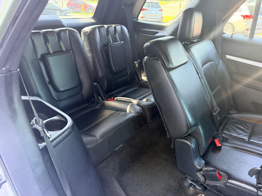 2017 Ford Explorer - $13,950