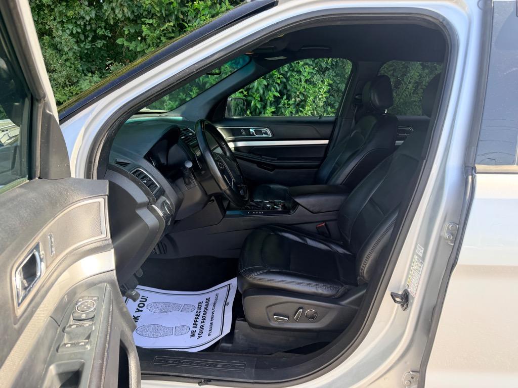 2017 Ford Explorer - $13,950