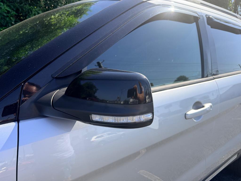 2017 Ford Explorer - $13,950