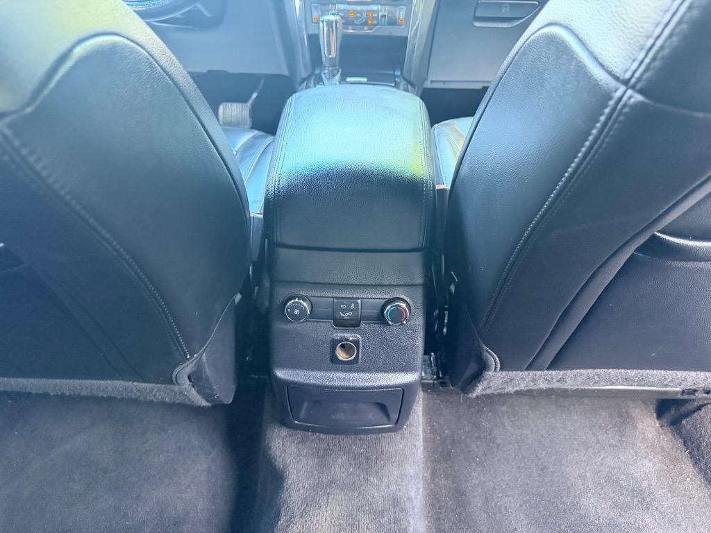 2017 Ford Explorer - $13,950