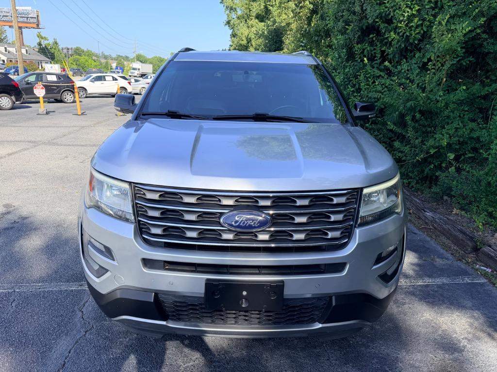 2017 Ford Explorer - $13,950