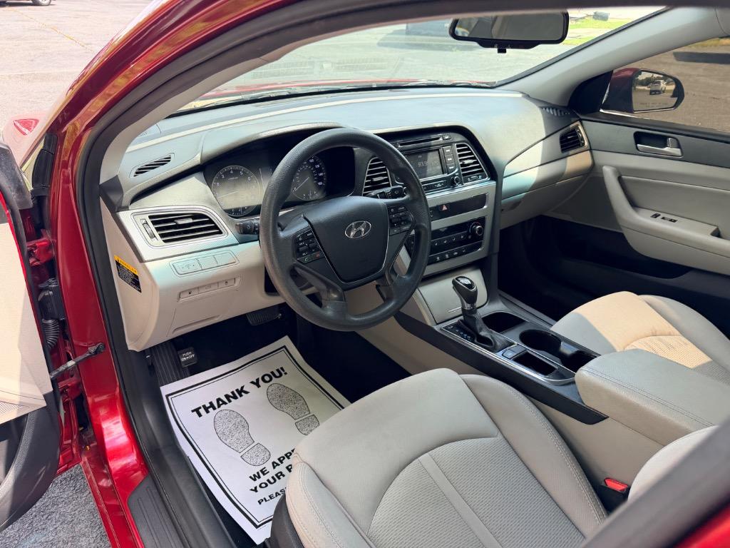 2015 Hyundai Sonata - $10,950