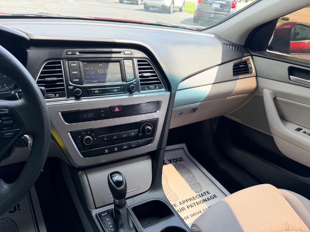 2015 Hyundai Sonata - $10,950