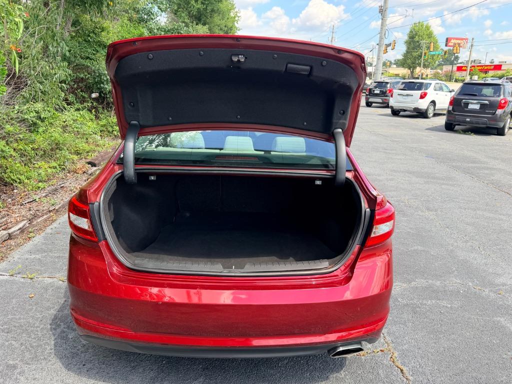 2015 Hyundai Sonata - $10,950