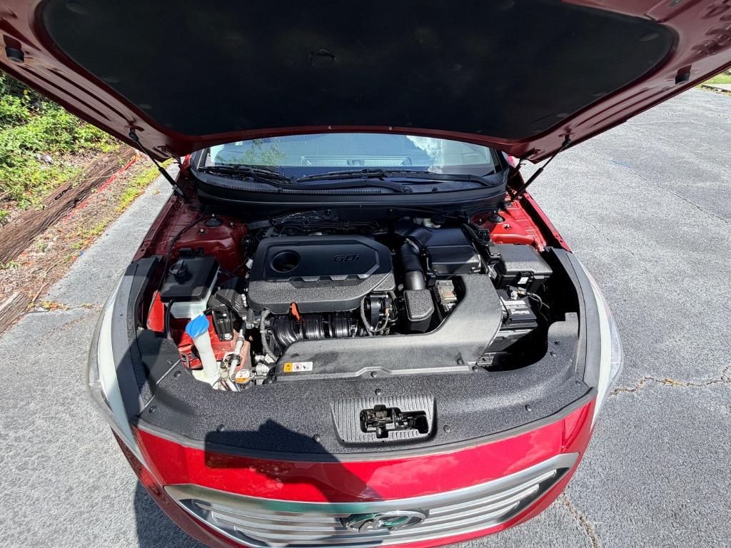 2015 Hyundai Sonata - $10,950