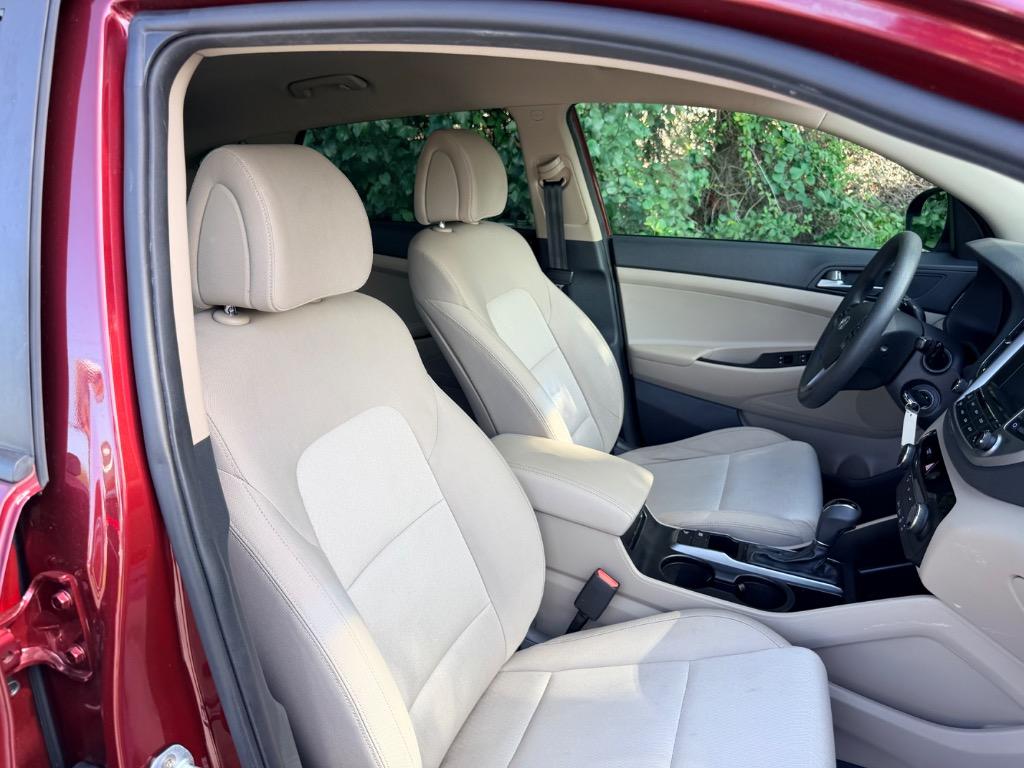2016 Hyundai Tucson - $10,950