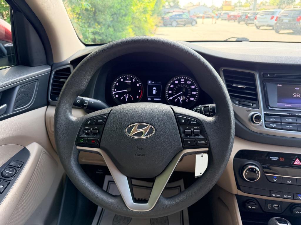 2016 Hyundai Tucson - $10,950