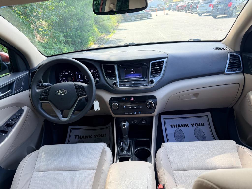 2016 Hyundai Tucson - $10,950