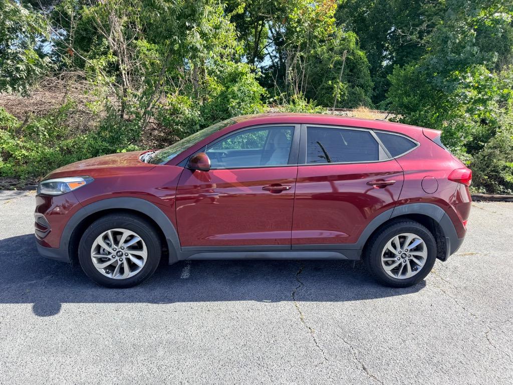 2016 Hyundai Tucson - $10,950