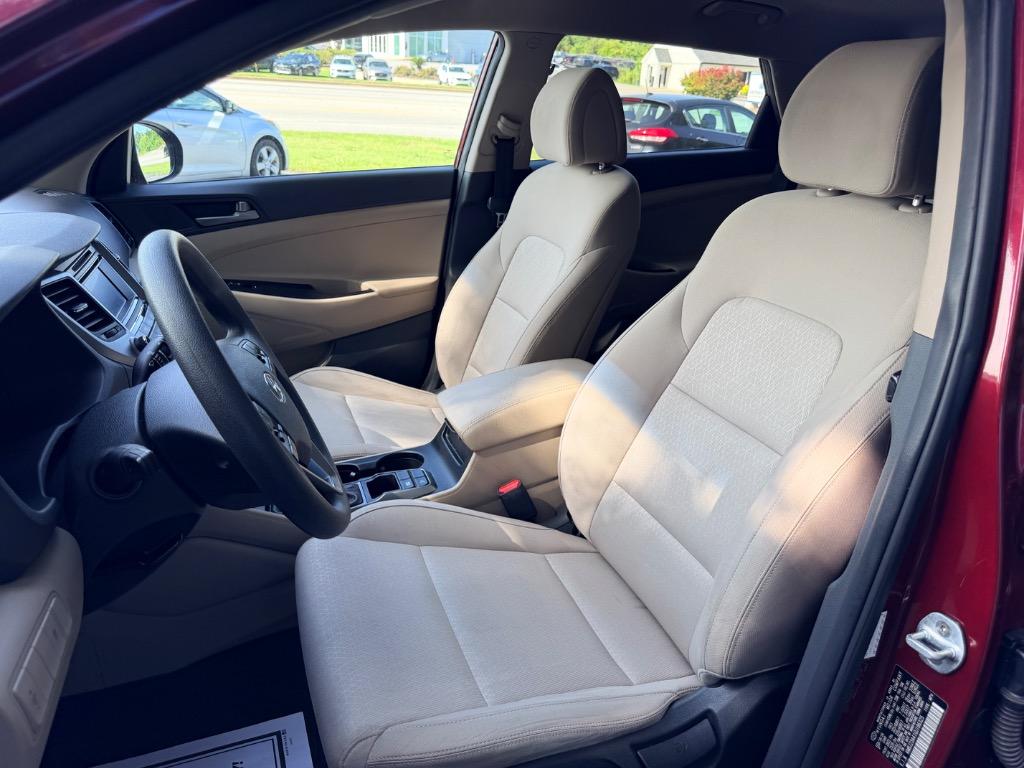 2016 Hyundai Tucson - $10,950