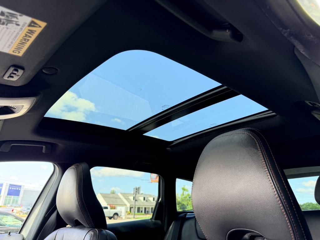2016 Volvo XC60 - $7,850