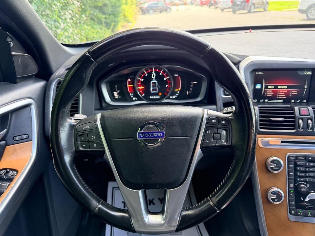 2016 Volvo XC60 - $7,850